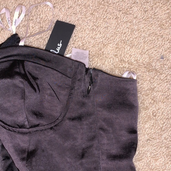 NWT Lulu’s Sultry Sweetie Black Strapless Satin Bustier Bodysuit Size Small - Picture 11 of 14